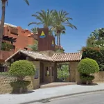 Lujosa Villa Pareada En Monte Marbella Club, Ophelia 11