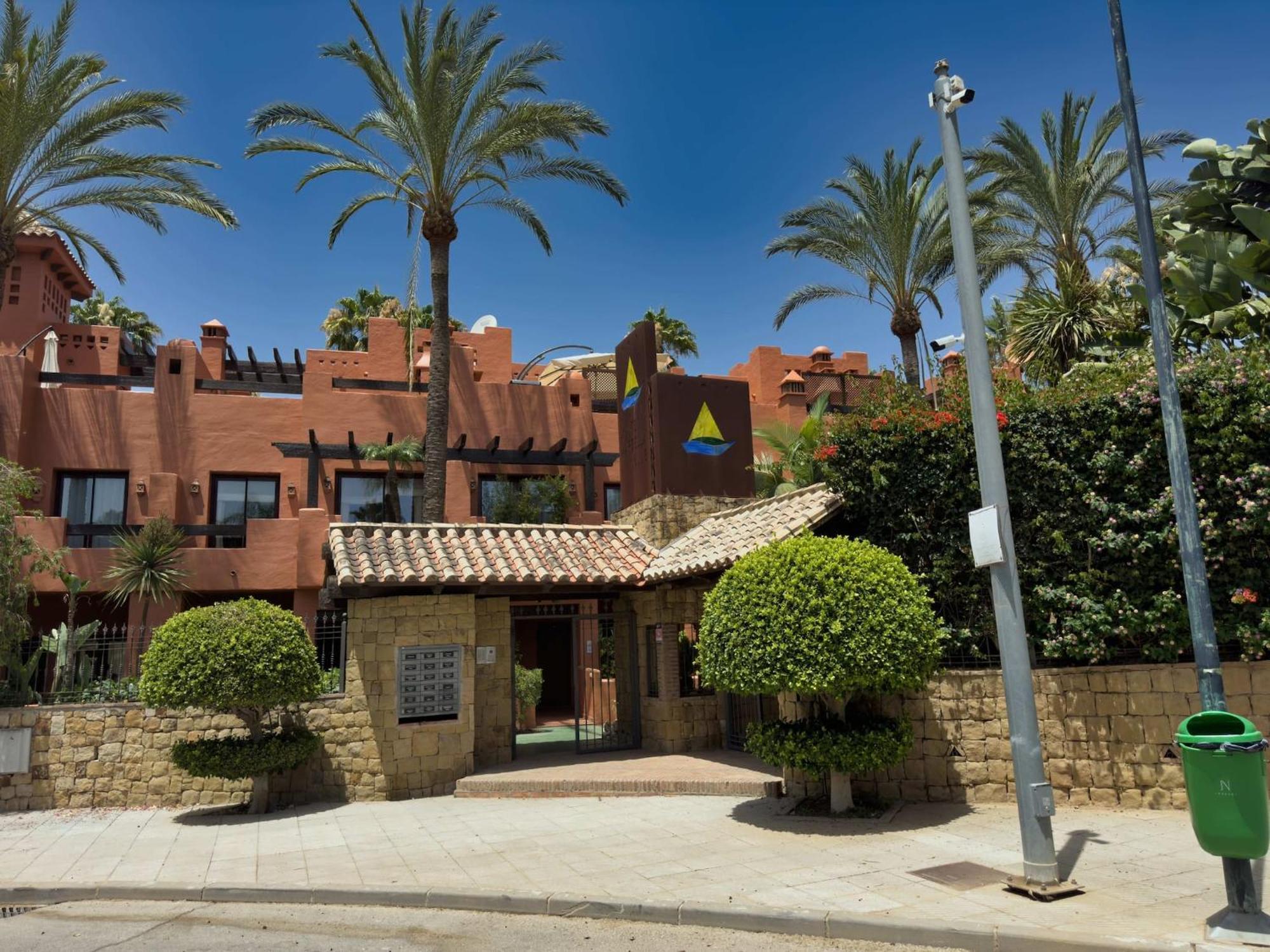 Lujosa Pareada En Monte Club, Ophelia 11 * Marbella